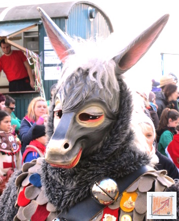 Masken Holzbildhauer schwäbisch Alemannische Fasnet Masken vom mzug aus Pfullendorf, BauFachForum, Baulexikon Wilfried Berger Masken Holzbildhauer schwäbisch Alemannische Fasnet Masken vom mzug aus Pfullendorf, BauFachForum, Baulexikon Wilfried Berger