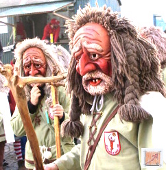 Masken Holzbildhauer schwäbisch Alemannische Fasnet Masken vom mzug aus Pfullendorf, BauFachForum, Baulexikon Wilfried Berger Masken Holzbildhauer schwäbisch Alemannische Fasnet Masken vom mzug aus Pfullendorf, BauFachForum, Baulexikon Wilfried Berger