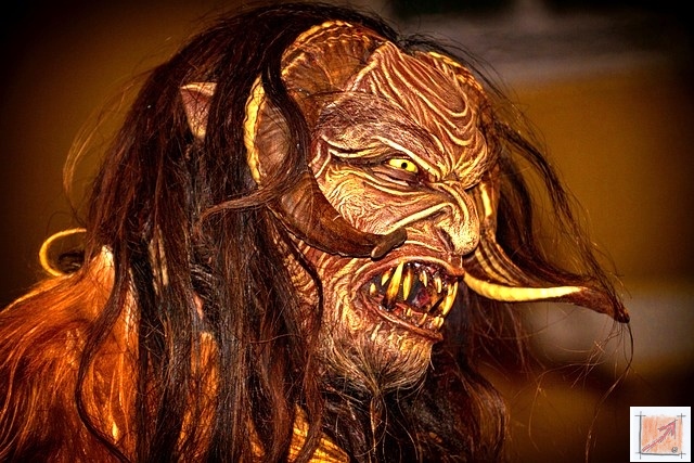 Krampusse eine Herausforderung für den Holzbildhauer. BauFachForum, Baulexikon Wilfried Berger Krampusse eine Herausforderung für den Holzbildhauer. BauFachForum, Baulexikon Wilfried Berger