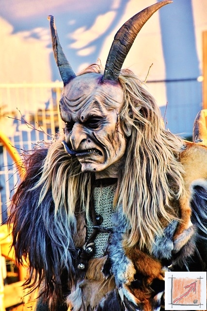 Krampusse eine Herausforderung für den Holzbildhauer. BauFachForum, Baulexikon Wilfried Berger Krampusse eine Herausforderung für den Holzbildhauer. BauFachForum, Baulexikon Wilfried Berger
