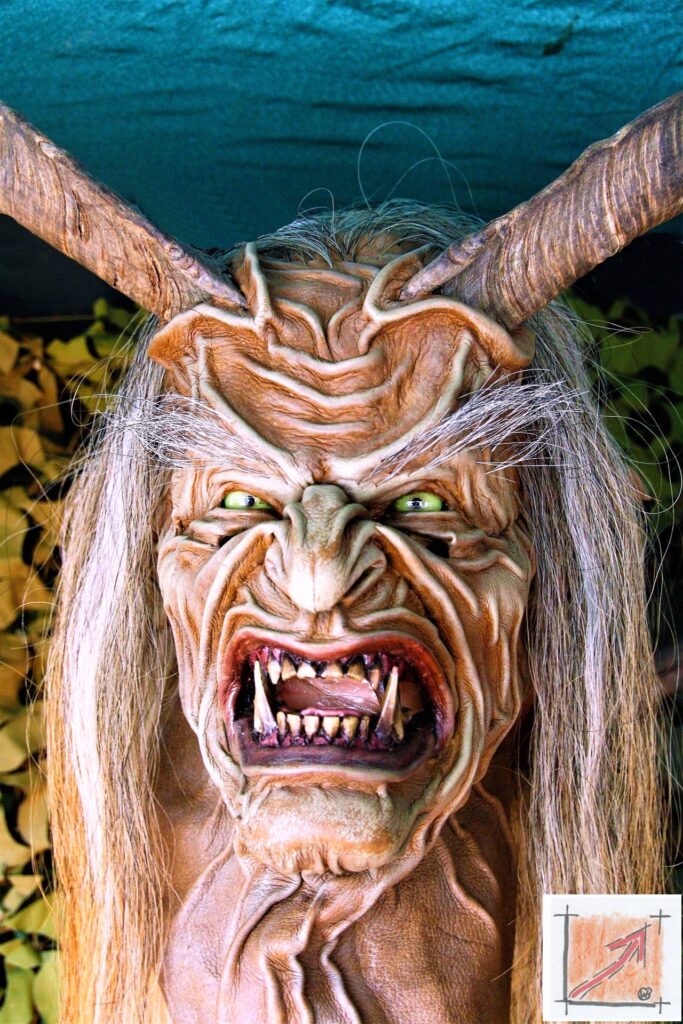 Krampus oder Krampusse in der Fasnet, eine Herausforderung für den Maskenschnitzer und Holzbildhauer. BauFachForum, Baulexikon Wilfried Berger Krampus oder Krampusse in der Fasnet, eine Herausforderung für den Maskenschnitzer und Holzbildhauer. BauFachForum, Baulexikon Wilfried Berger