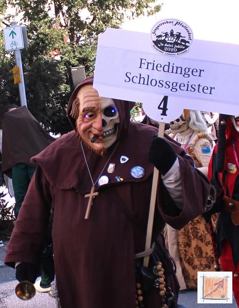 Masken Holzbildhauer Schwäbisch Alemannische Fasnet. Friedinger Schlossgeister, BauFachForum, Baulexikon Wilfried Berger Masken Holzbildhauer Schwäbisch Alemannische Fasnet. Friedinger Schlossgeister, BauFachForum, Baulexikon Wilfried Berger