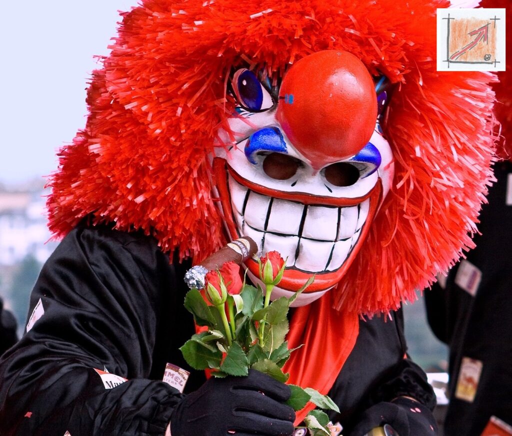 Masken Holzbildhauer Schwäbisch Alemannische Fasnet, Basler Papiermaché Larven, BauFachForum, Baulexikon Wilfried Berger Masken Holzbildhauer Schwäbisch Alemannische Fasnet, Basler Papiermaché Larven, BauFachForum, Baulexikon Wilfried Berger