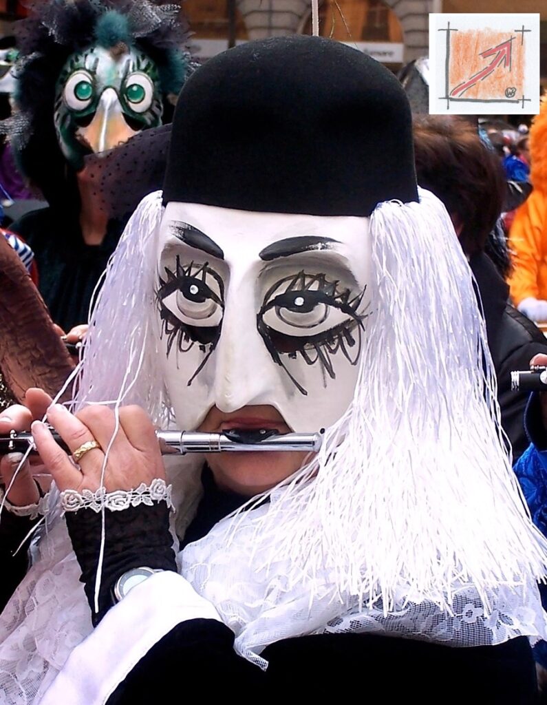 Masken Holzbildhauer Schwäbisch Alemannische Fasnet, Basler Papiermaché Larven, BauFachForum, Baulexikon Wilfried Berger Masken Holzbildhauer Schwäbisch Alemannische Fasnet, Basler Papiermaché Larven, BauFachForum, Baulexikon Wilfried Berger