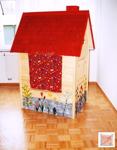 Möbel, Kinderpsychiatrie: Butterbrot und Peitsche. Die Analyse der experimenten zeigten deutlich auf, dass Kinder mit Problemen, die aus der Reserve gelockt werden, auch ermüden. Jetzt kommt aber die Erkenntnis, die wir Erwachsene meist nicht wissen. Auch Kinder, die therapiert werden müssen, wollen in der Erschöpfung klare Formen haben, wo sie sich zurückziehen können. 